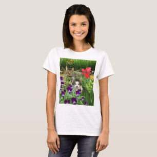 Katten in de bloementuin/collage art t-shirt