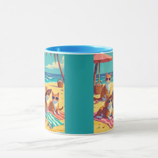 Katten luieren op het strand mok (Midden)