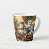 Katten op de bank - leuke scène in  look latte mok (Rechterhoek)