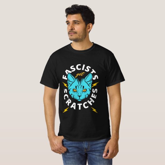 Katten tegen fascisten protesteren tegen grafische t-shirt (Voorkant volledig)