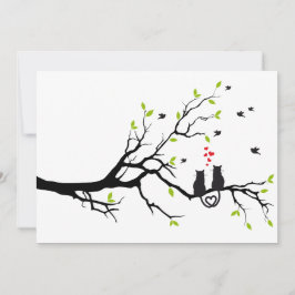 Katten verliefd op boom met rode harten