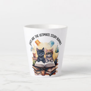 Katten zijn de ultieme studiegenoten latte mok