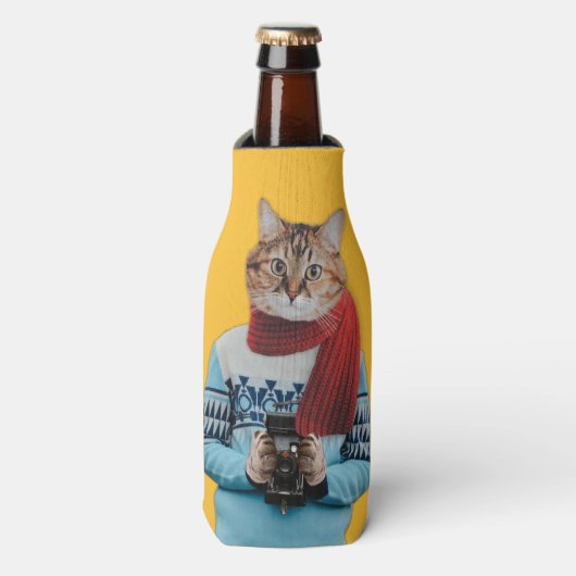 Kattenfotograaf in trui Quirky Flesjeskoeler (Fles Voorkant)