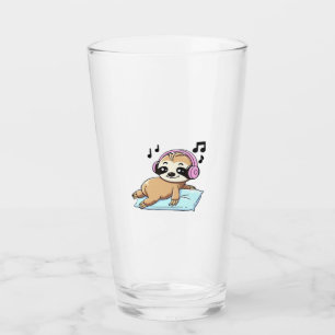Kawaii Chibi Luiaard die naar Muziek luistert � Cu Glas
