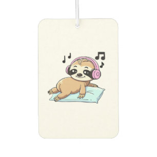 Kawaii Chibi Luiaard die naar Muziek luistert � Cu Luchtverfrisser