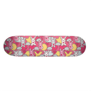 Kawaii Child Pattern met Cute Doodles Skateboard