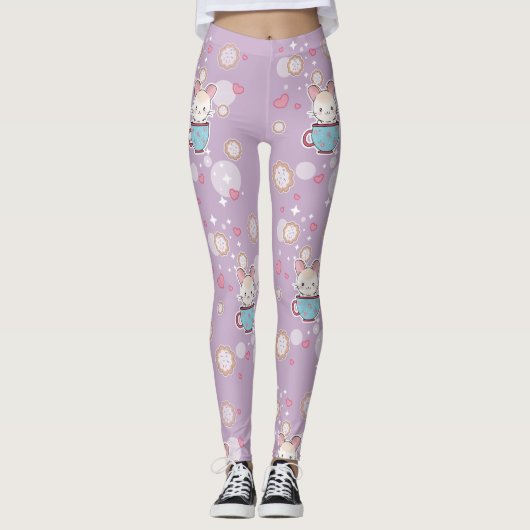 Kawaii Chinchilla in Teacup met koekjes en hart Leggings (Voorkant)