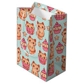 Kawaii Cute Cats Cupcakes Pink and Blue Pattern Medium Cadeauzakje (Achterkant Gekanteld)