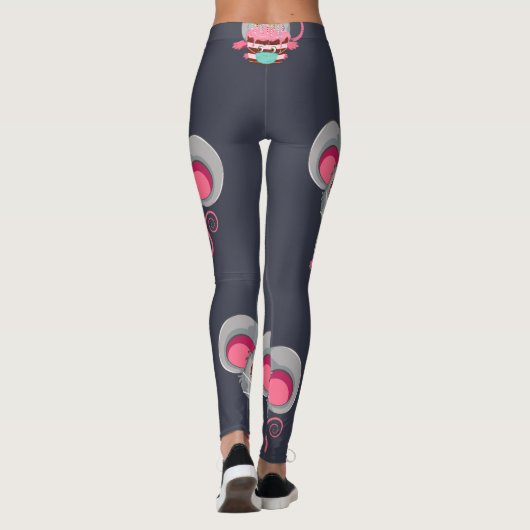 Kawaii-muis in gezichtsmasker met taart leggings (Achterkant)
