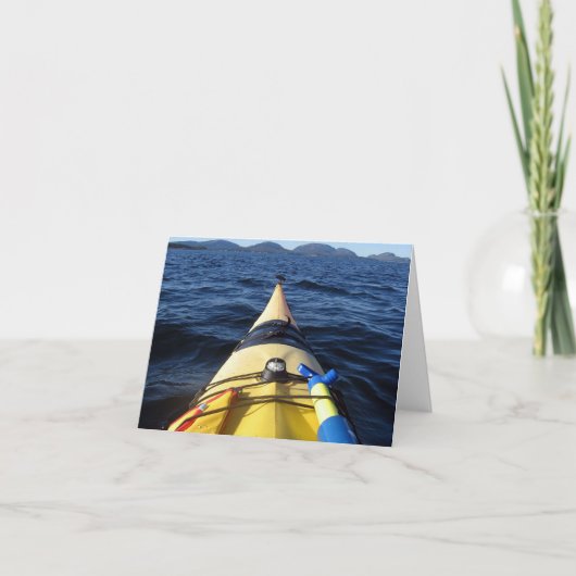 Kayak op het meer van de blanco kaart (Voorkant)