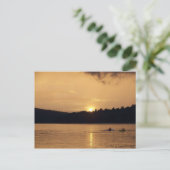 Kayaks sur le lac de Sunset Carte postale (Debout devant)