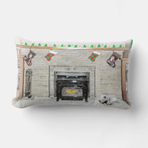 Keeshond met Kerstmis Puppy Dog met Fireplace Pain Kussen