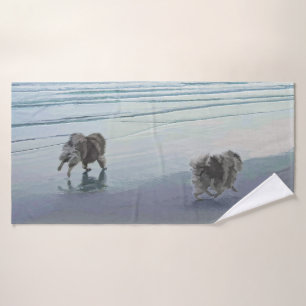 Keeshonds in de Seashore-schilderkunst Bad Handdoek
