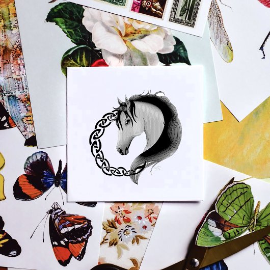 Keltisch bruin paard geel 	rubberstempel