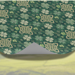 Keltisch kruis en Ierse klaver groene vintage uits Cadeaupapier