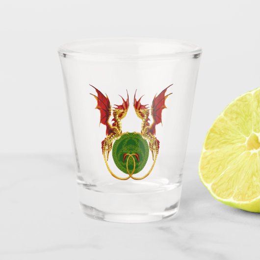 Keltische halve maan en draken shot glas (Voorkant)