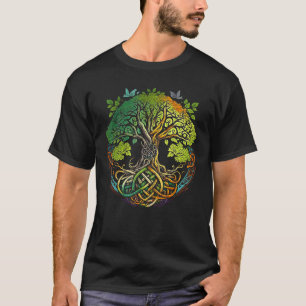 Keltische knoop boomleven of Gaelic knotwork van e T-shirt