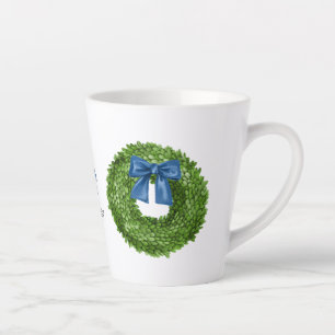 Keramische beker met Buxuskrans en Blauwe Strik Latte Mok