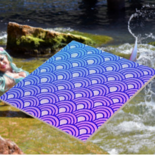 Keramische tegel met azuurblauwe schubbenverloop tegeltje