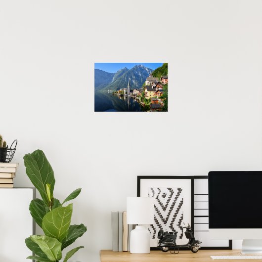 Kerk en dorp van Hallstatt, Oostenrijk met Alpen Poster (Thuiskantoor)