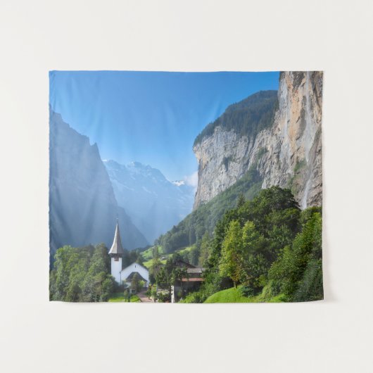 Kerk in Lauterbrunnen vallei, Zwitserland Wandkleed (Voorkant (horizontaal))