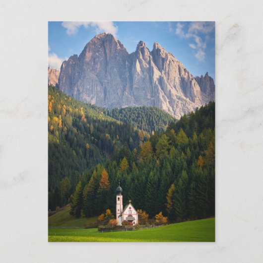 Kerk voor de Dolomietenbergen in Italië Briefkaart (Voorkant)