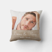 Kerkhoed met eigen naam voor vriendin of vrouw kussen (Achterkant)