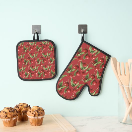 Kersen Cherry Red Pattern Ovenwant & Pannenlap Set (Insitu(Ophanging))