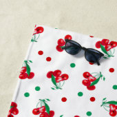 Kersen en stippen strandlaken (In situ)