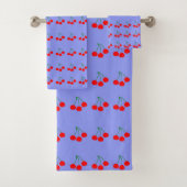 Kersen op Violet Bath Towel Set Bad Handdoek (Insitu)