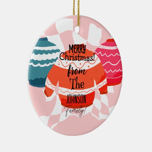 Kerst Familienaam Lelijke Trui Roze Keramisch Ornament (Rechts)