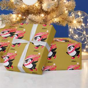Kerst Pinguïn in een Pet en Sjaal op Schaatsen Cadeaupapier