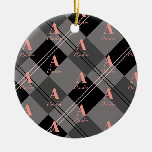 Kerst Plaid Gepersonaliseerd Grijs Zwart Roze Keramisch Ornament (Voorkant)