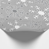 Kerst sneeuwvlokken zilver grijs patroon cadeaupapier (Hoek)