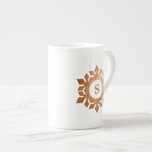 Kerst Snowflake Monogrammed Bone China Mok (Voorkant rechts)
