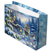 Kerst uil in een magisch winterbos groot cadeauzakje (Voorkant Gekanteld)