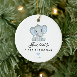 Kerst voor de allereerste keer van de kleine olifa keramisch ornament