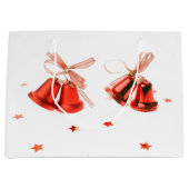 Kerstabel met rode kerstcellen, versierd met tekst groot cadeauzakje (Voorkant)