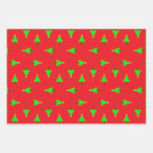kerstbomen op rood inpakpapier vel (Voorkant 3)