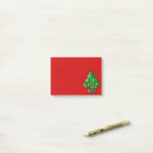 kerstboom op Red Post Post-it® Notes (Op bureau)