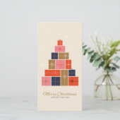 Kerstboom van cadeaustapels feestdagenkaart (Staand voorkant)
