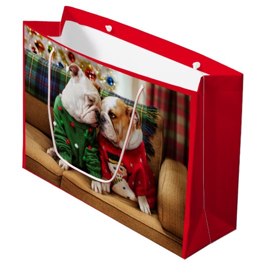 Kerstbulledogs in Sweaters Groot Cadeauzakje (Voorkant Gekanteld)