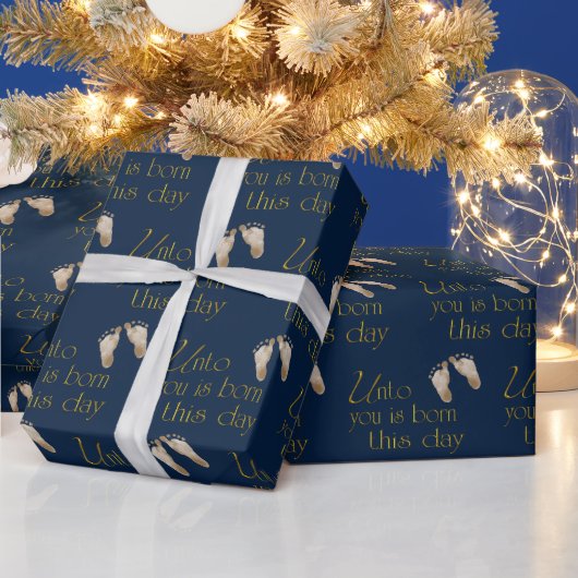 kerstcadeautjes op blauw cadeaupapier (Feestdagen)