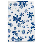 kerstcadeautjes snowflakes medium cadeauzakje (Voorkant)