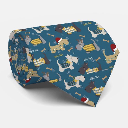 Kerstdoodsbange hond met versiering stropdas (Opgerold)
