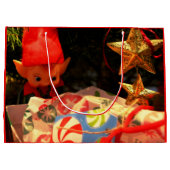 Kerstelf onder de kerstboom cadeautas (Achterkant)