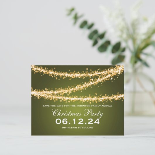 Kerstfeest Bewaar de datum Gold String Lights Aankondigingskaart (Staand voorkant)
