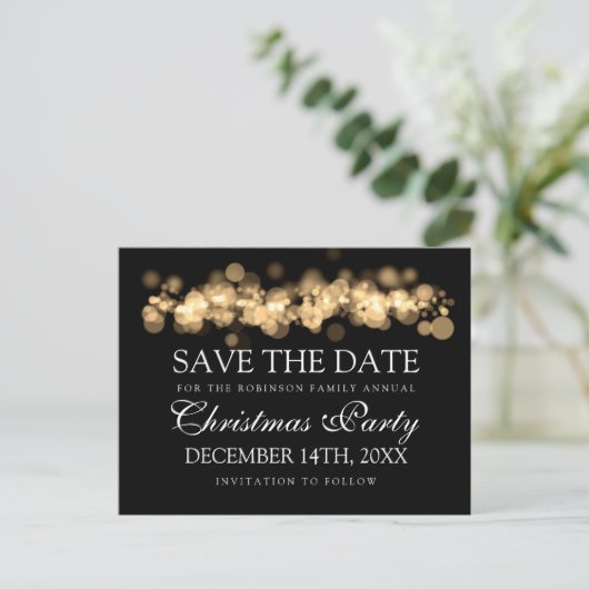 Kerstfeest Bewaar de datum Gouden Bokeh Lights Aankondigingskaart (Staand voorkant)