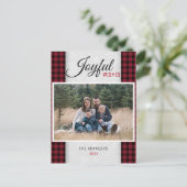 Kerstfoto met rode ruitmotief voor de familie feestdagenkaart (Staand voorkant)