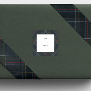 Kerstgeruit navyblauw cadeau in/uit verpakking vierkante sticker